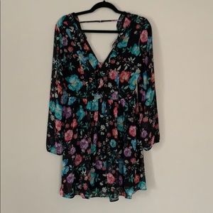 Women's Express Floral Sheer Overlay Dress Size 4